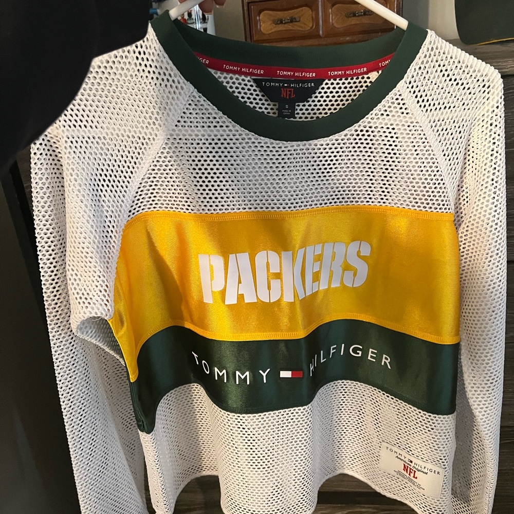 GreenBay Packers Tommy Hilfiger NFL Mesh Shirt Women’s Size Small.